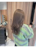 <オバマ>ブリーチなしで叶う透明感たっぷりオリーブカラー