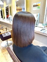 ヘアーメイクロージー 八軒店 (HAIR MAKE ROSY)&nbsp;ミディアムストレート外ハネボブ大人ショート切っぱなしボブ