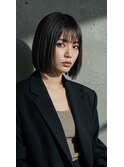 20代、30代、40代シンプルモードな艶感ボブ