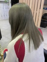 メゾンアクア 表参道(Maison ACQUA)&nbsp;☆ブリーチなしダブルカラー オリーブベージュ 表参道