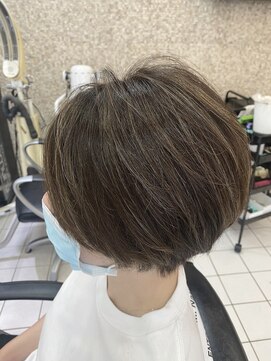 ヘアーデザインムーヴ(Hair design MOVE) ショートレイヤー　ハイライトスーパーナチュラル