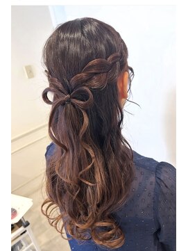 ヘッズ(HEADZ) リボンハーフアップ