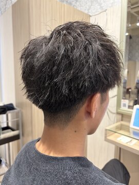 ビス リアン 川口店(Vis lien) ツイスパ×縦落ちメンズパーマで個性を演出◎トレンドヘア