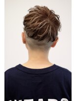 バングス(bangs)&nbsp;先鋭奇抜なショートスタイル。