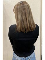 アール 北千住店(ar)&nbsp;外国人風ハイライトカラー　オリーブベージュ