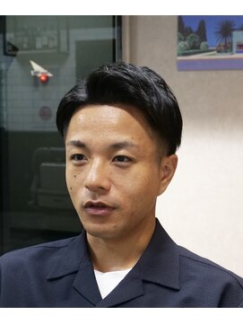 ニューオールド 三軒茶屋(NEW OLD) ２ブロック73アップバングスタイル