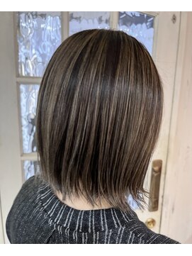 アイ 代々木公園(aye) ボブ×ハイライト