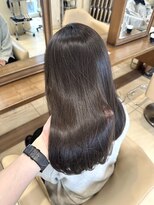 ザック ヴィ(ZACC  vie)&nbsp;レイヤーカット/セミロング/艶カラー/学割U24