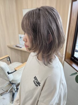 メロウ(mellow) ダブルカラー×ホワイトグレージュ