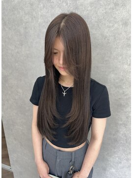 サロウィン 水戸(SALOWIN) 【EMA】ベージュカラー×低めレイヤーカット【カナイ】