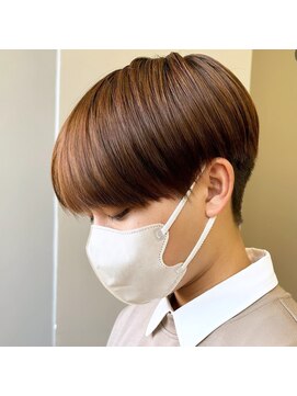 ソル 千早(S.O.L) 刈り上げショート フェミニン 透明感