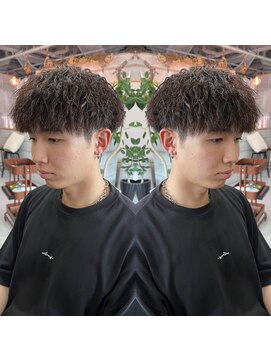 髪屋 紬 メンズ/メンズカット/メンズパーマ/ツイスト