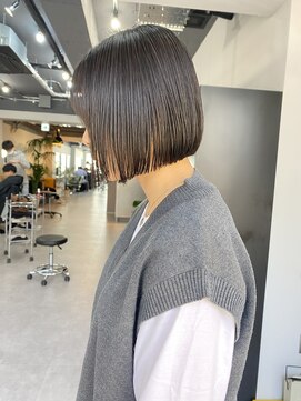 レブ 四条烏丸(Reb,) ボブ/ヘイリーボブ/切りっぱなしボブ/タッセルボブ