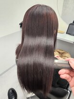 トッカ 茨木(tocca)&nbsp;「梅雨のうねり・広がりを抑えて、毎朝ストレスフリーな艶髪へ」