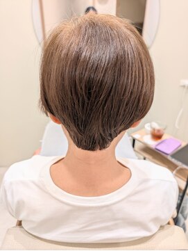 ブローノ(Blono) 【HAIR RELAX Blono】艶髪白髪ぼかし×美ショート