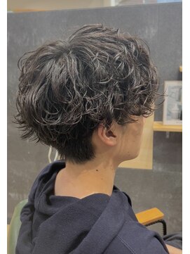 メンズ人気　シャドウパーマ