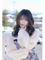 ヘアーアトリエ ラフェル(hair atelier Rafel)&nbsp;柔らかさ重視のくびれミディ × 透けバング