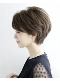エアリーショートボブ×グレージュカラー