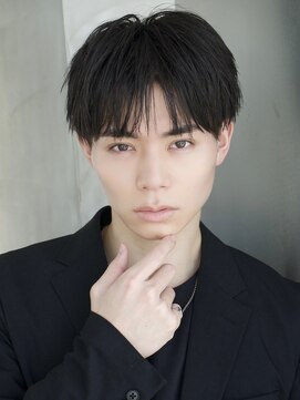 エイド 本店(aid) 黒髪微わけショートマッシュセンターパート刈り上げツーブロック