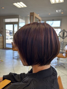 レゴヘアー(LEGO HAIR) 前下がりショートボブ