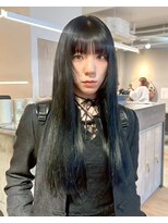 シーン バイ ラッド(SCENE by RAD)&nbsp;大人可愛い顔まわりカットのくびれロングヘアレイヤー艶感