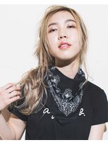 マグネットヘアートラスト(MAGNET HAIR trust) 抜け感×ブロンド