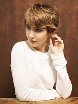 シアンデルカ(CYANDELUCCA)&nbsp;☆カットで創る立体マッシュショート☆