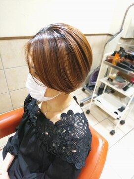 ネオリーブチノ 登戸店(Neolive cino) デザインカラー ハイライト ベージュ