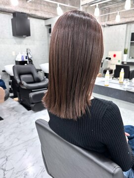 エンディアリング 東銀座(Endearing) 黒髪/グレーベージュ/レイヤーロング/前髪パーマ/銀座/東銀座