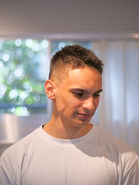 グットルーズトウキョウ(GOOD LOOSE TOKYO) スキンフェード/ベリーショート/バズ/クロップ