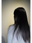 黒髪ロングヘア縮毛矯正