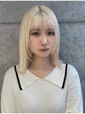 ホワイトベージュカラーダブルカラーグレージュカラーブリーチ
