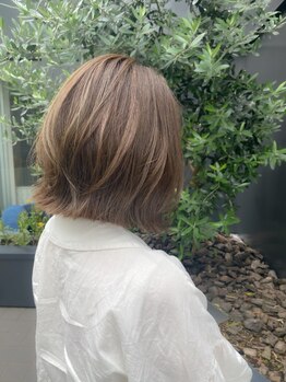 カーロ(Caro)の写真/デザインやフォルムにこだわった繊細なCutであなたのなりたいstyleを創りを！
