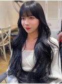 黒髪風アッシュグレージュカラーくびれヘアロングヘア