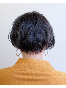 ルプラ ブリリアント(le-pla brilliant) パーマ/ハンサムショート/ボブ/センターパート/豊橋/豊川/田原