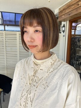リリー(Lily) 《Lily*渡邊》ハイライトで軽さをプラス◎コンパクトボブ