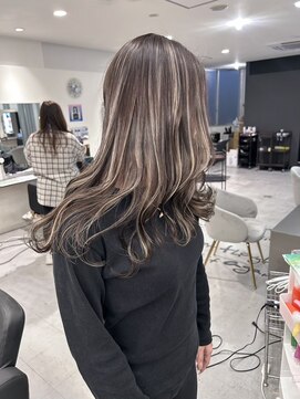 キング 枚方店(K!ng) 縮毛矯正髪質改善ハイライトレイヤーカット枚方美容室エクステ