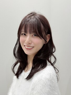 レイヤーカット/韓国ヘア/顔まわりカット @lucxia_tsubasa