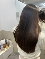 シュヴーブリヤン(cheveux brillants)&nbsp;「再現性100%の艶髪」湿気でふくらむ・まとまらない悩みを解消