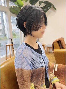 コムヘアー(COM HAIR) ショートヘア。