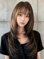エイチ ウルフカット 大阪梅田(811)&nbsp;アンブレラカラー外ハネボブウルフボブグラデーションカラー50代