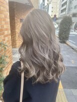 ビランチェ 池袋(bilancia)&nbsp;ミルクティーグレージュ／ケアブリーチ【池袋／池袋東口】