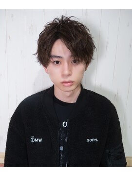 ティアラ 桜木町(TIARA) スパイキーショート アップバング