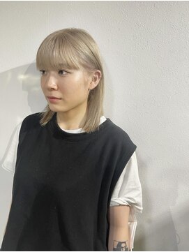 アルカナ 明治神宮前原宿(ARCANA) ホワイトベージュ デザインカラー ハイライト インナーカラー