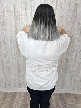 ラッズプラスエイチ(Lads+h) バレイヤージュ グラデーション シルバーカラー