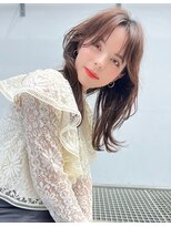 テイラー(Taylor)&nbsp;【Taylor 大宮】柔らかベージュ×ミックス巻き