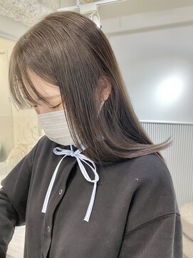 ラベストオイケ(LOVEST OIKE) 王道のグレージュカラーのミディアムヘア