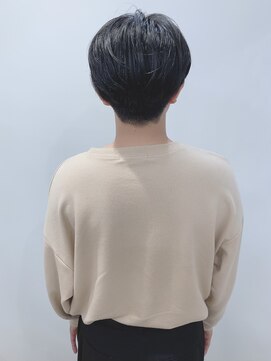 モリオフロムロンドン 松戸店(Morio from London) 【松戸 岩口】センターパート刈り上げハンサムショート