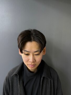 ダンヒルバーバー(dunhill BARBER) センターパート<理容室>[メンズ/シェービング/床屋/銀座]