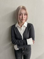 ティント 梅田(Tint)&nbsp;【TOMOKI】ハイトーンボブ/ホワイトベージュ《大阪梅田駅》